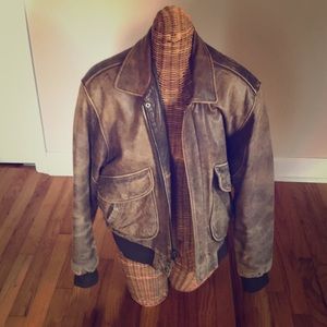 Men’s vintage leather jacket
